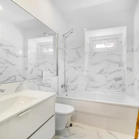 Whome Bright Modern In The Heart Of Alvalade * リスボン