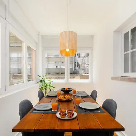 Whome Bright Modern In The Heart Of Alvalade * ליסבון