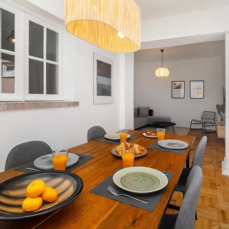 Whome Bright Modern In The Heart Of Alvalade ליסבון